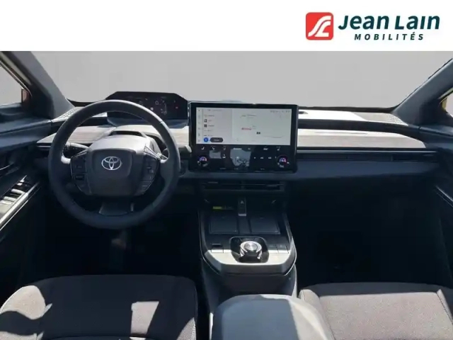 Toyota C-Hr + — photo 18