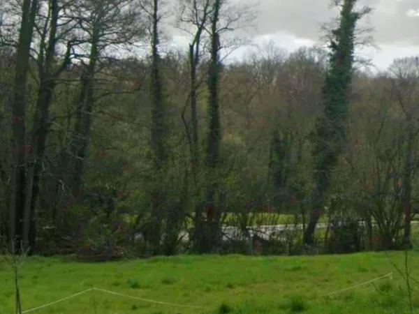 Terrain 671 m²