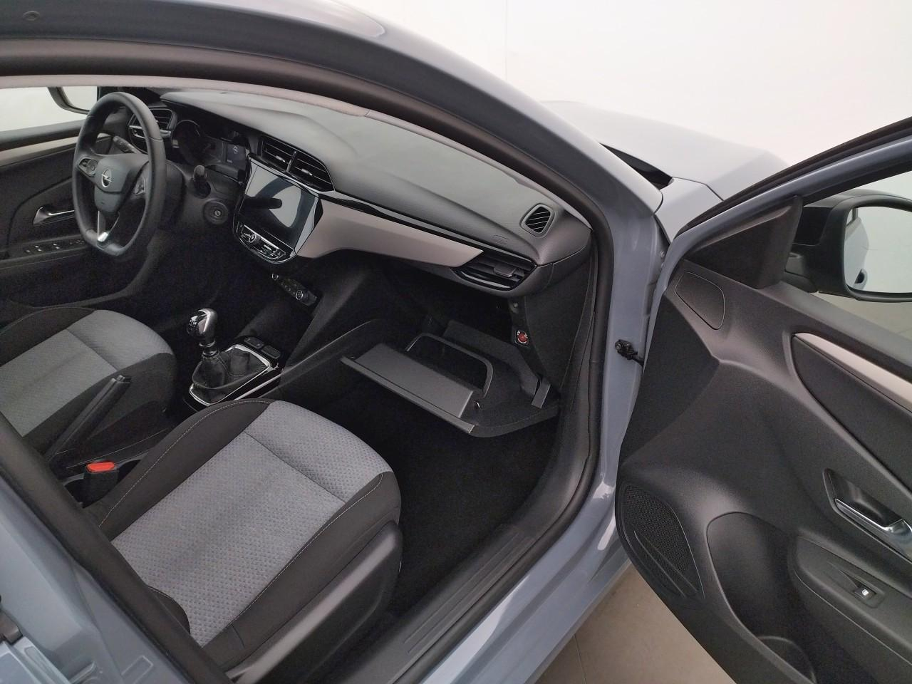 Opel Corsa 1.2 turbo 100 ch bvm6 — photo 25