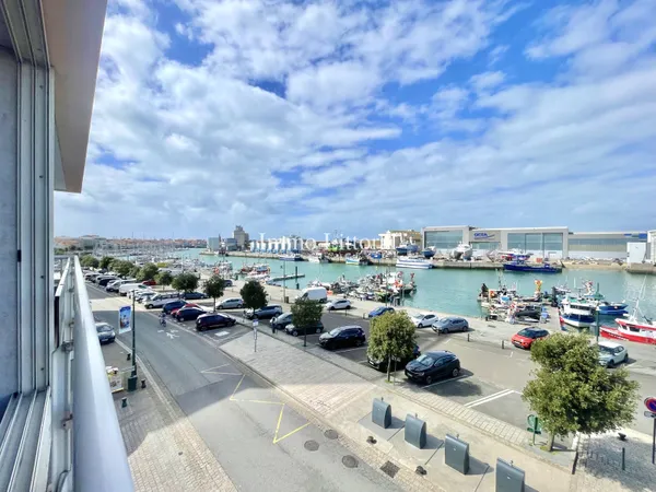 Vends appartement avec vue sur le port de pêche