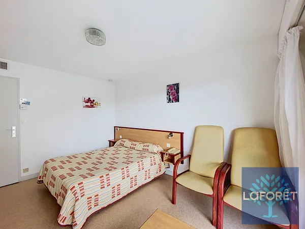 Studio 1 pièce 27 m²