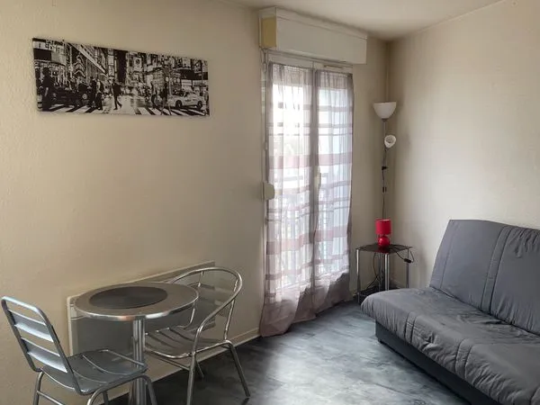 Appartement Location Saint-Jean-le-Blanc 1p 20m² 360€