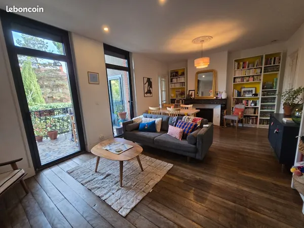 T3 traversant de 66 m² avec terrasse - Quartier des Chalets