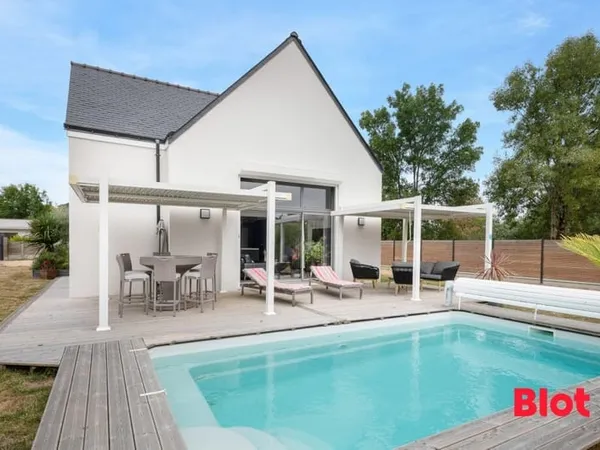 A VENDRE - La Baule, maison contemporaine avec vie de plain pied