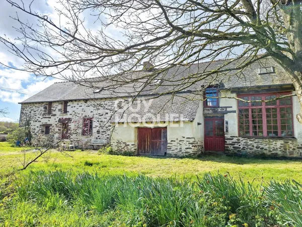MAISON À VENDRE DE 6 PIÈCES DE 240,00 M²