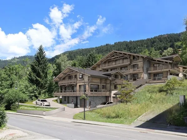 Grand T2 avec coin couchette et terrasse d'angle de 22,20 m2 S-O dans 'Les Pléiades'à Châtel