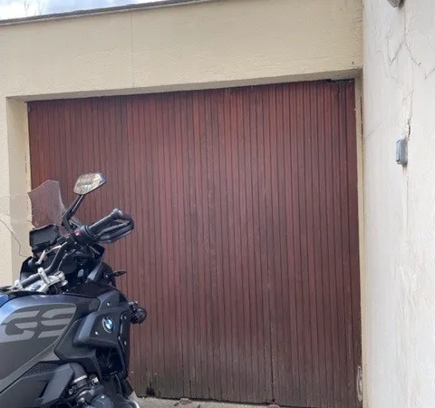 Vends parking 12m²