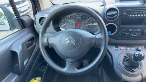 Citroen Berlingo VU 1.6 BlueHDi 100 - Confort – 2016 – 161082 km – Diesel – Boîte Manuelle — photo 26
