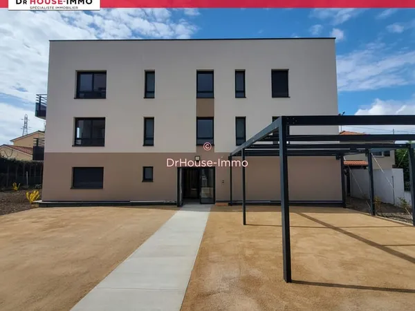 Appartement avec balcon, garage & services premium