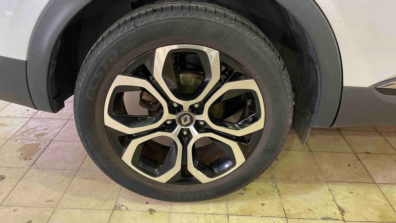 Renault Arkana E-Tech hybride 145 - 22 — photo 25