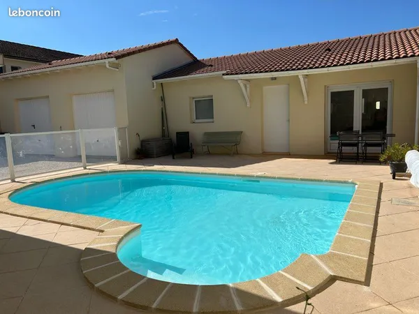 Vends maison familiale 103m2 avec piscine et grande dépendance
