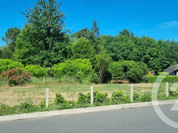 Terrain 1723 m²