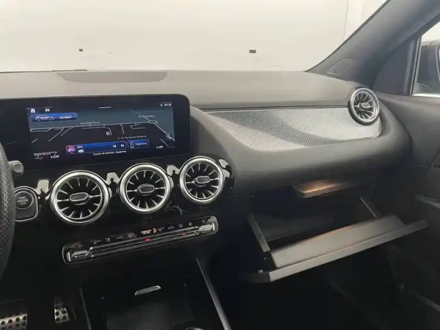 Mercedes Gla 250 e 8g-dct — photo 60