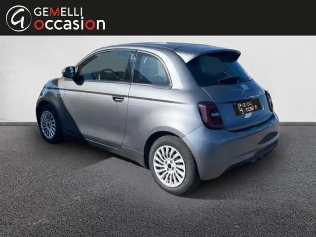 Fiat 500 e 95ch action plus — photo 12