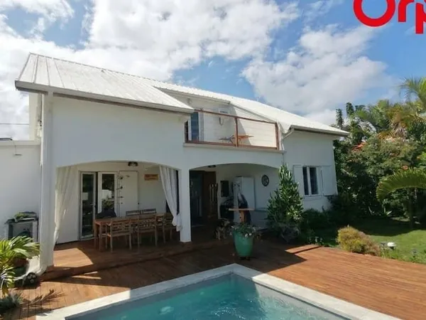 Maison 7 pièces 180 m²