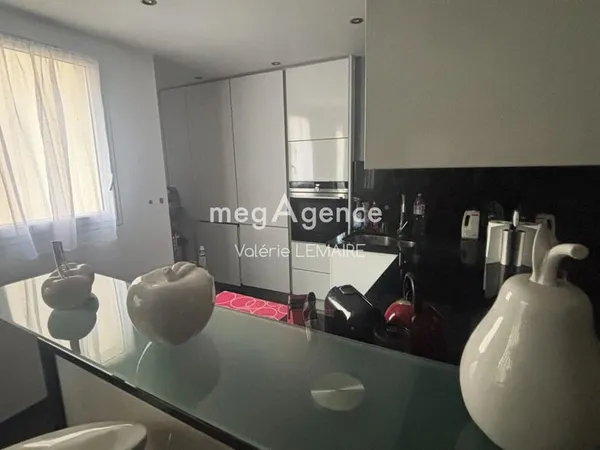 APPARTEMENT 63M², 2 CHAMBRES RESIDENCE SECURISEE