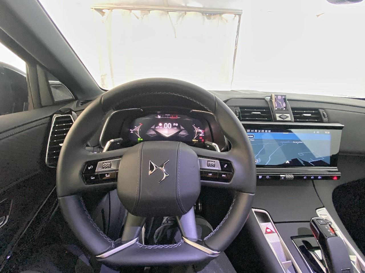 Ds Ds 7 crossback bluehdi 130 eat8 etoile — photo 12