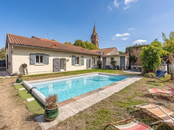 Maison 7 pièces 141 m²