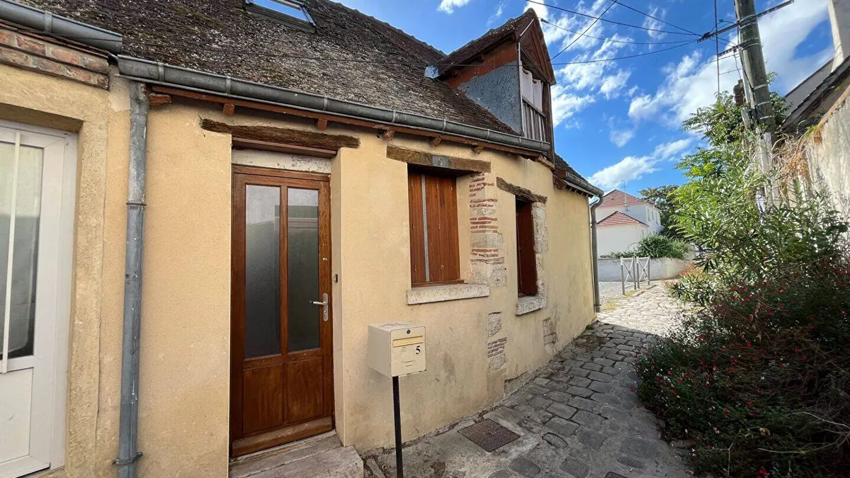 Photo 1