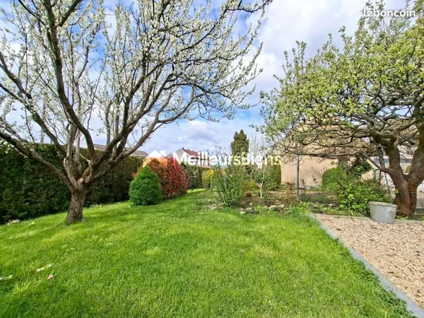 Maison 8 pièces 143 m²