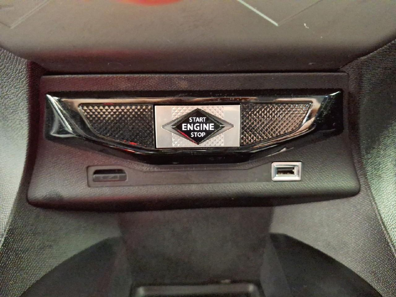 Ds Ds 3 crossback puretech 130 eat8 ines de la fressange p — photo 17