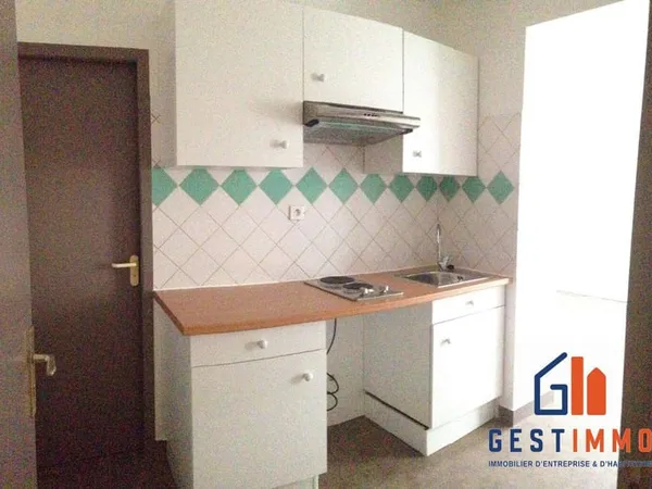 Studio 1 pièce 24 m²