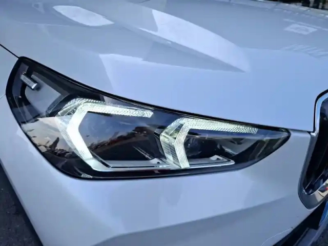 Bmw X1 sdrive 18i 136ch dkg7 — photo 22