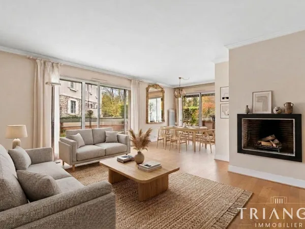 GRAND APPARTEMENT AVEC EXTERIEUR ET ASCENSEUR