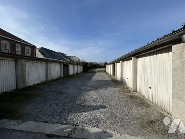 Stationnement Vente Saint-Quentin   157000€