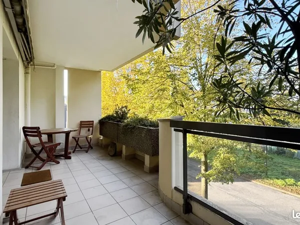 Appartement 5 pièces 104 m²