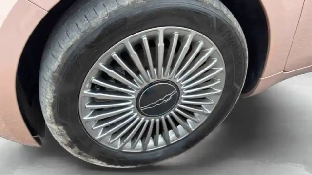 Fiat 500 e 95 ch — photo 9