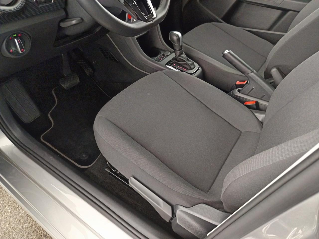 Volkswagen Up e-up! 83 electrique — photo 21