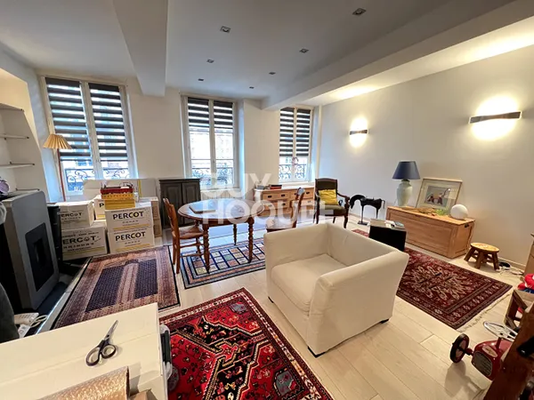 T3 Duplex - Chantilly