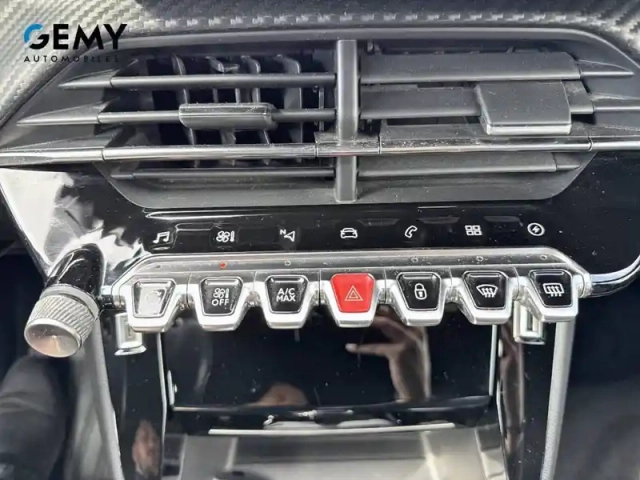 Peugeot 208 electrique 50 kwh 136ch — photo 70