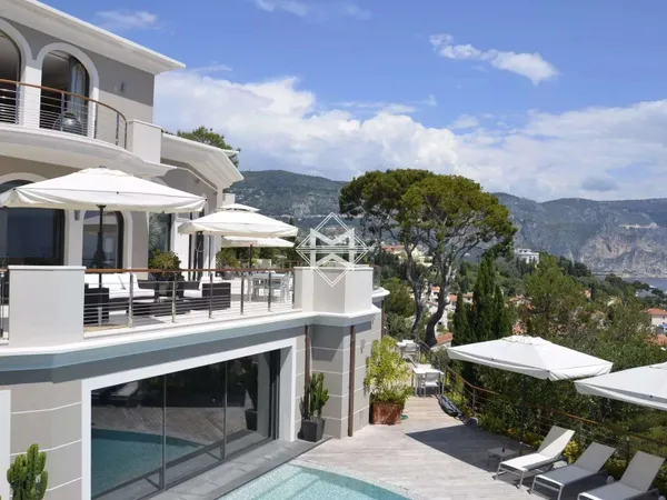Villa 14 pièces 1200 m²