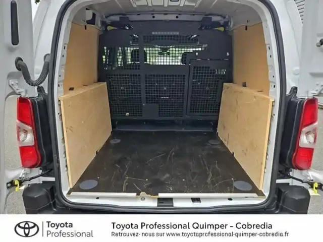 Toyota Proace city long 100 d-4d cabine approfondie business rc23 — photo 10