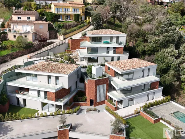 Appartement Les Adrets De L Esterel 4 pièce(s) 103 m²