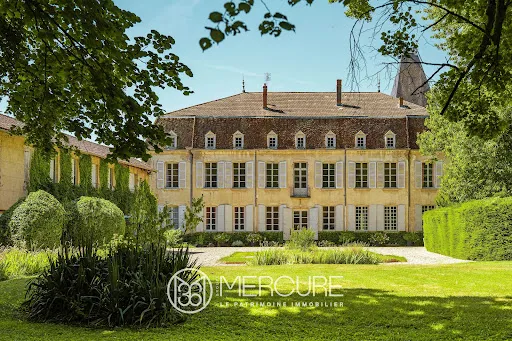 Château 14 pièces 641 m²