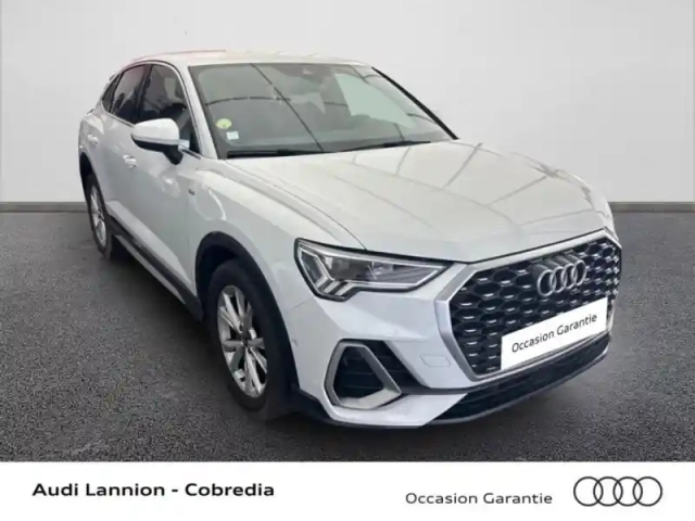 Audi Q3 sportback 35 tdi 150ch s line s tronic 7 — photo 1