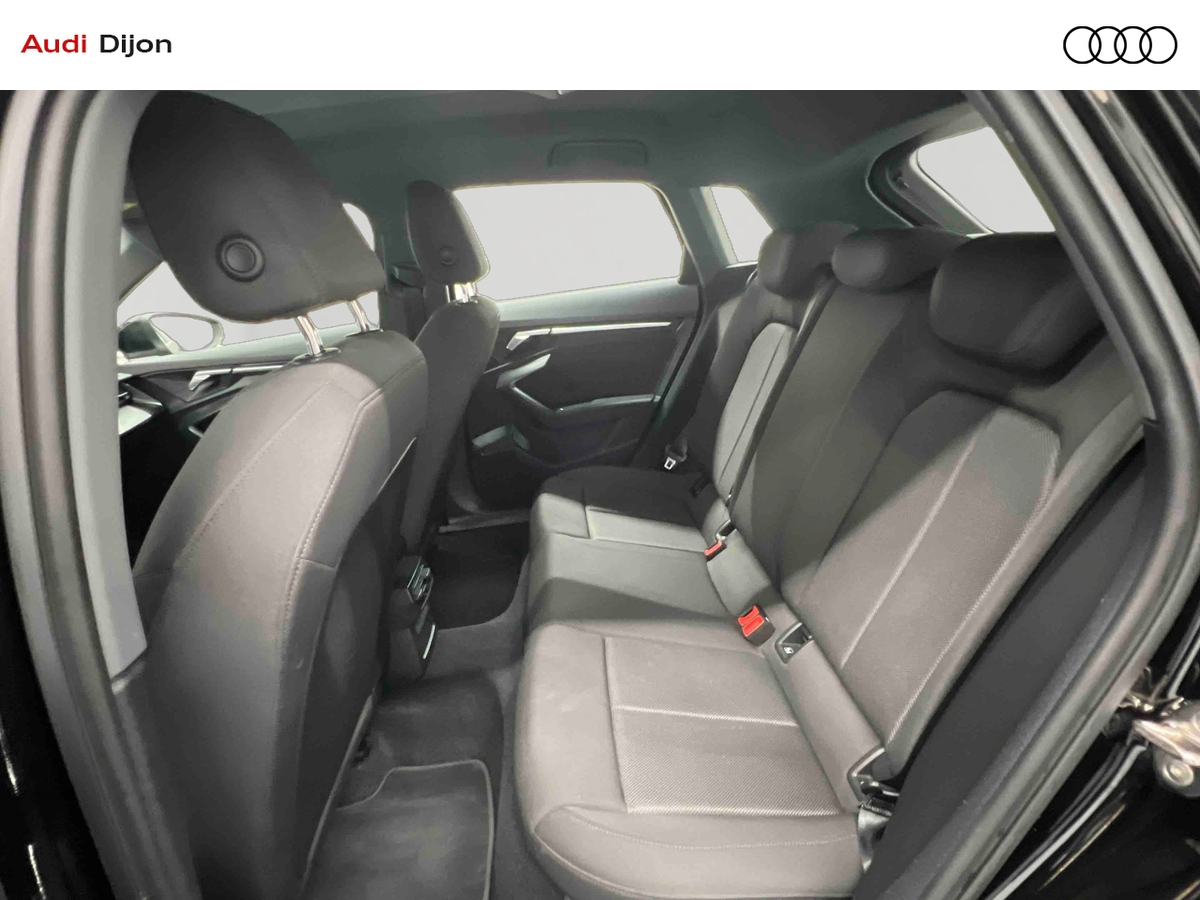 Audi A3 Sportback 30 TDI 116 S tronic 7 — photo 12