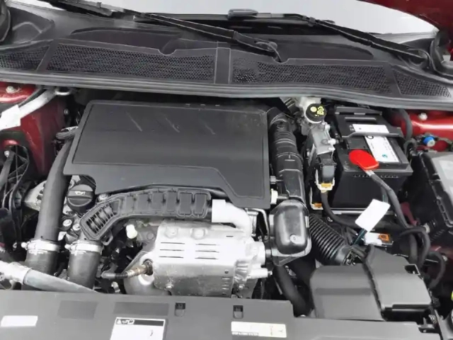 Peugeot 308 sw puretech 130ch s&amp;s eat8 — photo 7