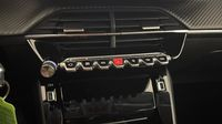 Peugeot 208 1.2 PureTech 100ch S&S Allure Pack — photo 26