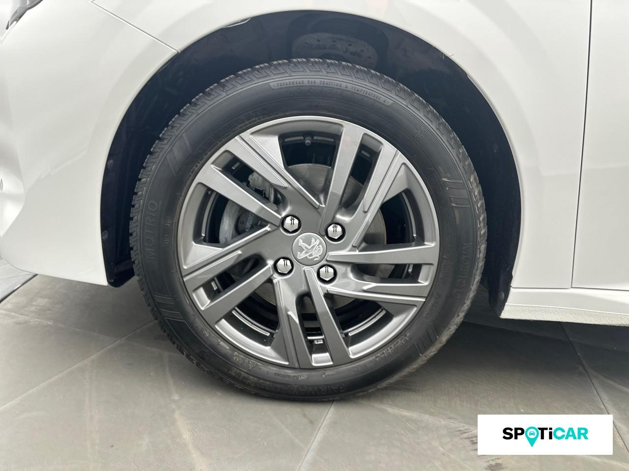 Peugeot 208 1.2 puretech 100ch s&s style 118g — photo 11