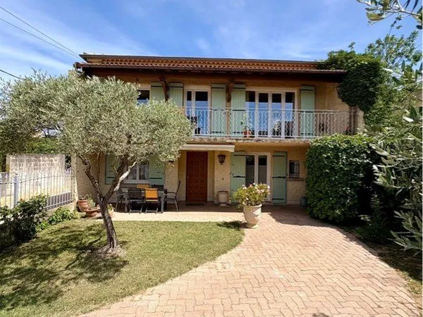 Maison familiale T6 - orange