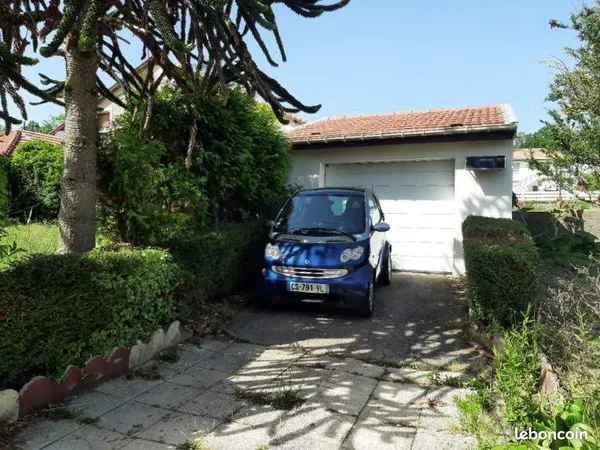 Terrain + Garage