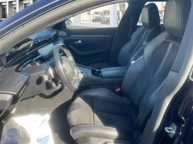 Peugeot 508 sw hybrid 225 e-eat8 — photo 10
