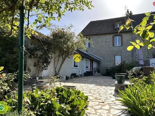 MAISON DE BOURG HABITABLE DE SUITE