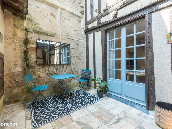 Charmant T2 duplex 18m² Vieux Mans Hyper centre - Meublé et équipé