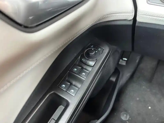 Ford Puma gen-e 168ch standard range 46 kwh premium — photo 6