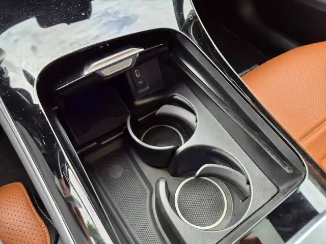 Mercedes Glc coupe 300 de 9g-tronic 4matic — photo 22